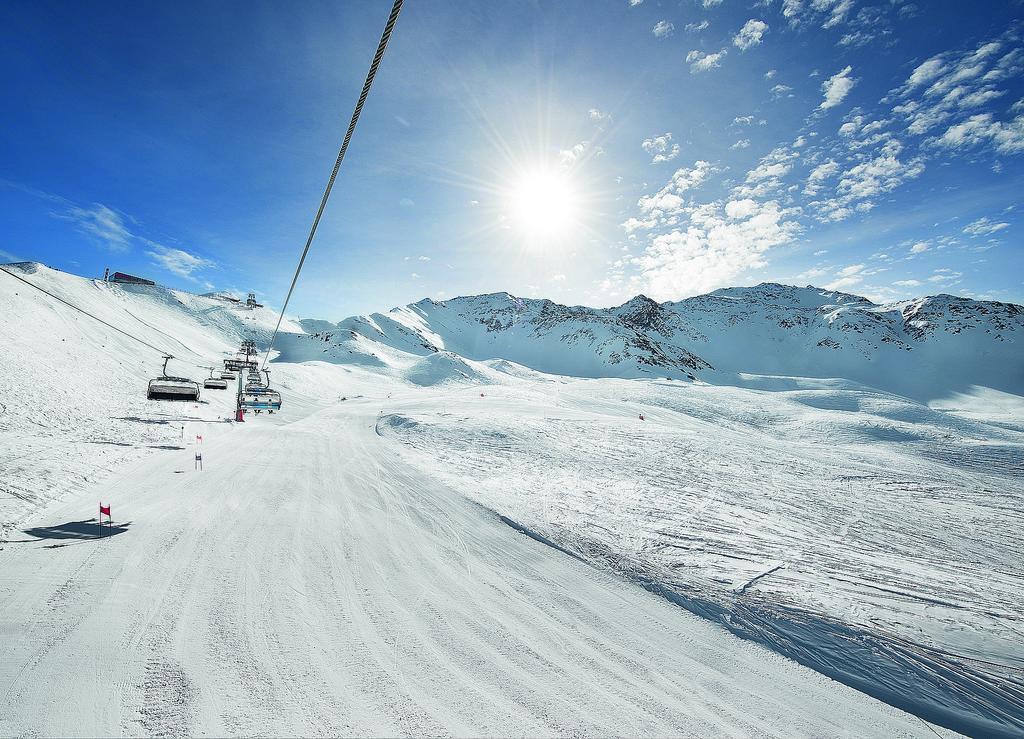 AlpinLodges Matrei Matrei in Osttirol Buitenkant foto