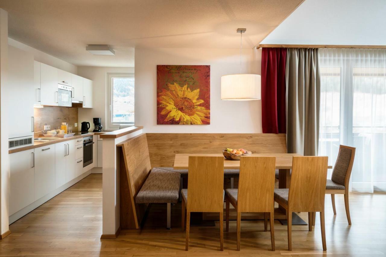 AlpinLodges Matrei Matrei in Osttirol Buitenkant foto