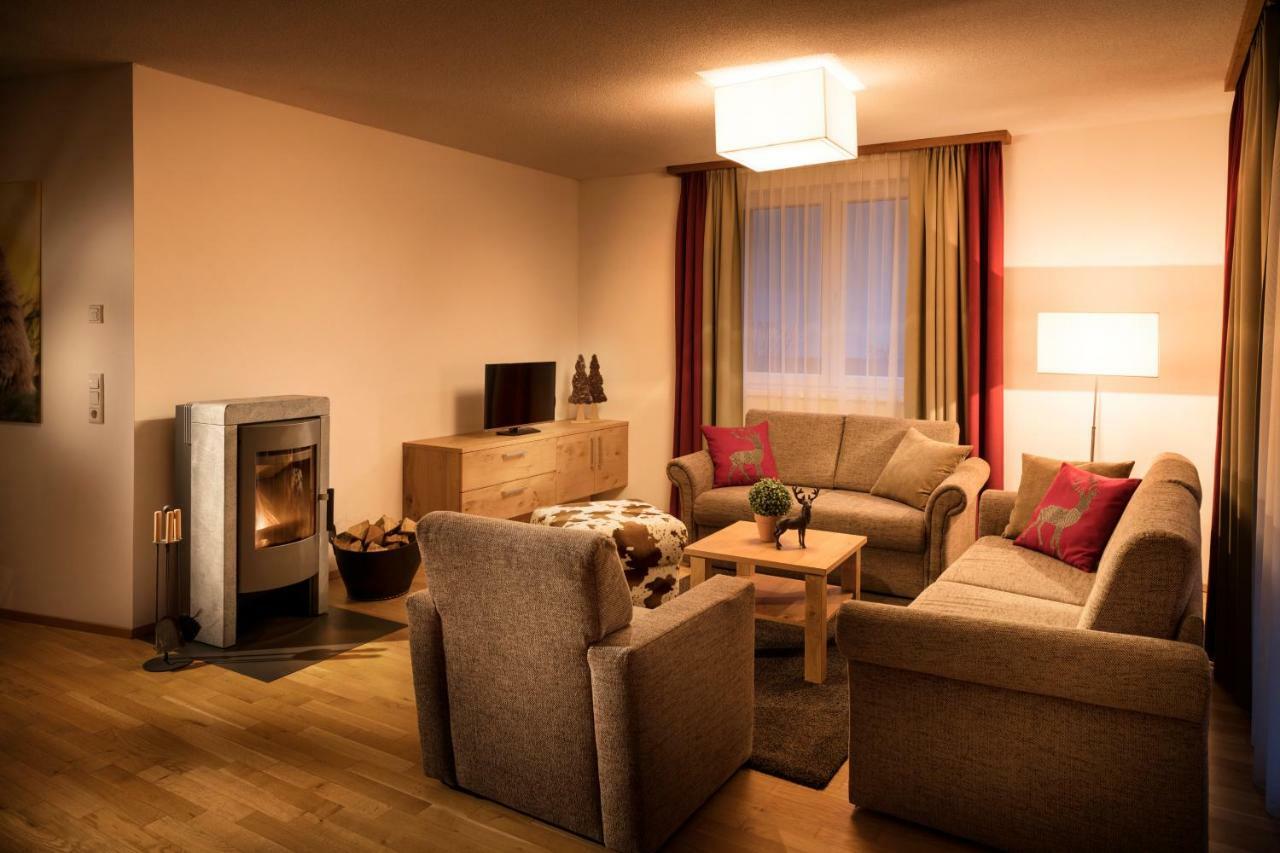 AlpinLodges Matrei Matrei in Osttirol Buitenkant foto